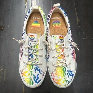 Sperry - Women's Crest Vibe Pride Shoes, Women's Size 9 gently used. No stains